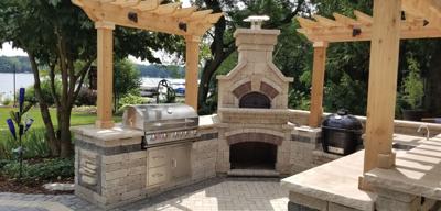 Outdoor-Kitchens-1.jpg
